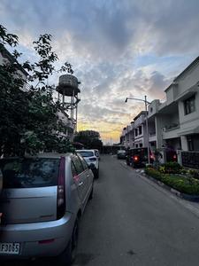 Image of 1500 Sq.ft 6 BHK Independent House for sale in Lohgarh, Zirakpur for Rs. 18500000