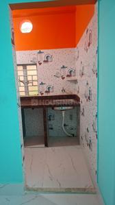 Kitchen Image of 450 Sq.ft 1 BHK Apartment / Flat for rent in Keshtopur Kolkata for Rs. 8000