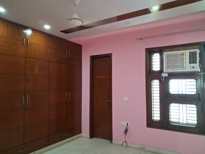 Bedroom Image of 2250 Sq.ft 3 BHK Builder Floor for rent in Bali Nagar New Delhi for Rs. 55000