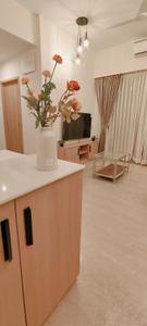 Hall Image of 770 Sq.ft 2 BHK Apartment / Flat for rent in Piramal Aranya, Byculla Mumbai for Rs. 165000