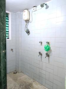 Common Bathroom Two Image of 500 Sq.ft 1 RK Apartment / Flat for rent in Borivali West Mumbai for Rs. 23500