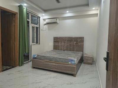 Bedroom Image of 2000 Sq.ft 4 BHK Apartment / Flat for rent in Sector 104 Noida for Rs. 56000