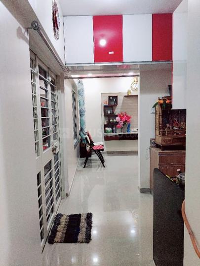 Sree Little Hearts Main Image 1