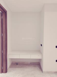 Bedroom Image of 2250 Sq.ft 3 BHK Builder Floor for sale in BPTP Amstoria , Sector 102 Gurgaon for Rs. 37800000