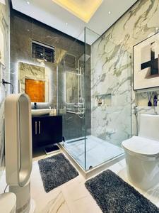 Bathroom Image of 2300 Sq.ft 2 BHK Apartment / Flat for rent in Savitry Towers, Sector 91 Mohali for Rs. 25000