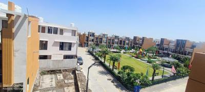 Balcony Image of 1033 Sq.ft 2 BHK Duplex for sale in Serenity By Pumarth II, Manglia Indore for Rs. 4900000