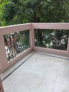Balcony Image of 1900 Sq.ft 3 BHK Apartment / Flat for rent in Doctors Park, Vasundhara Ghaziabad for Rs. 35000