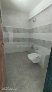 Bathroom Image of 1260 Sq.ft 4 BHK Independent House for rent in Radhe Vrundavan Residency Villa, Vavol Gandhinagar for Rs. 18000