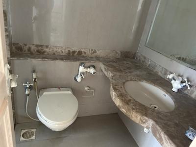 Bathroom Image of 1250 Sq.ft 3 BHK Apartment / Flat for rent in Raheja Acropolis, Chembur Mumbai for Rs. 100000