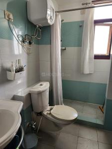 Bathroom Image of 1830 Sq.ft 3.5 BHK Apartment / Flat for sale in Zeta I Greater Noida for Rs. 17800000