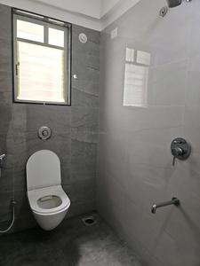 Common Bathroom Image of 750 Sq.ft 2 BHK Apartment / Flat for sale in Vivaan Park, Lohegaon Pune for Rs. 7200000