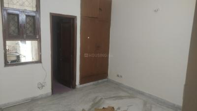 Bedroom Image of 1950 Sq.ft 3 BHK Builder Floor for rent in Sector 41 Noida for Rs. 40500