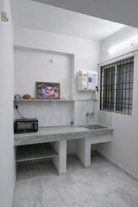 Kitchen Image of 600 Sq.ft 1 BHK Apartment / Flat for rent in NM Grande Luxurious Villa, Geeta Bhawan Indore for Rs. 17000