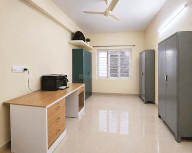 Image of 1000 Sq.ft 2 BHK Apartment / Flat for sale in TVS Nagar, Coimbatore for Rs. 5500000