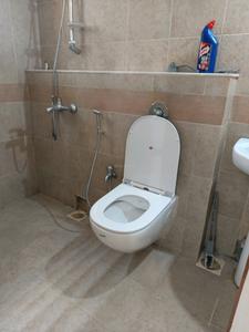 Common Bathroom Image of 600 Sq.ft 1 RK Apartment / Flat for sale in Amanora Towers 23 25 by Amanora Group, Hadapsar Pune for Rs. 4900000