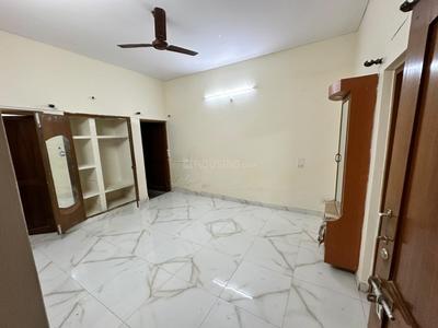 Bedroom Image of 2000 Sq.ft 2 BHK Builder Floor for rent in Hasanganj Lucknow for Rs. 21000