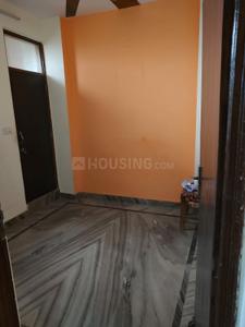 Bedroom Image of 900 Sq.ft 3 BHK Builder Floor for rent in Dwarka Mor New Delhi for Rs. 20002