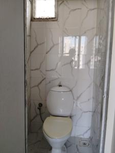 Common Bathroom Image of 1350 Sq.ft 3 BHK Apartment / Flat for rent in Adani The Meadows, Vaishno Devi Circle Ahmedabad for Rs. 38000