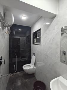 Bathroom Image of 3500 Sq.ft 2 BHK Independent House for rent in Patil Nagar Pune for Rs. 32000
