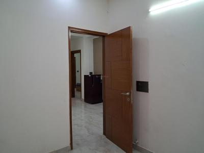 Bedroom Image of 1350 Sq.ft 3 BHK Apartment / Flat for sale in Avenue 1, Sector 73 Noida for Rs. 5100000