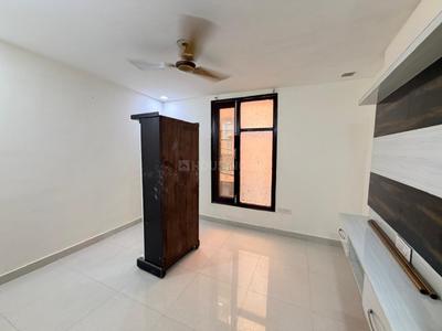 Hall Image of 1600 Sq.ft 4 BHK Apartment / Flat for sale in Vasant Kunj New Delhi for Rs. 14500000