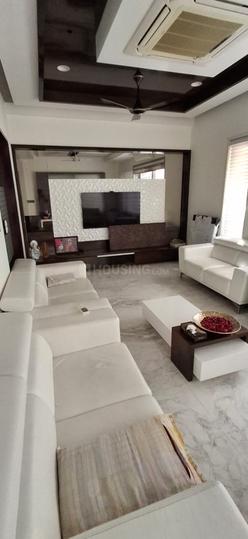 Sector 8 Main Image 1