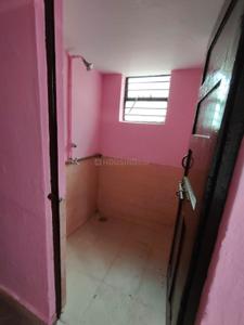 Bathroom Image of 600 Sq.ft 1 BHK Independent House for rent in Narendra Nagar Nagpur for Rs. 13000