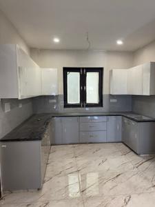 Kitchen Image of 2100 Sq.ft 3 BHK Builder Floor for rent in Sector 43 Noida for Rs. 70000