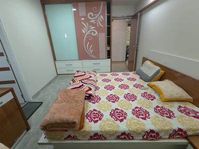 Bedroom Image of 3150 Sq.ft 4 BHK Apartment / Flat for sale in Sheladia Pushkar Apartments, Bodakdev Ahmedabad for Rs. 30000000