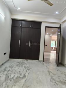 Bedroom Image of 1800 Sq.ft 2 BHK Builder Floor for rent in Sector 47 Noida for Rs. 40000