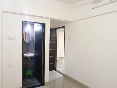 Bedroom Image of 800 Sq.ft 2 BHK Apartment / Flat for sale in Haware Dahlia Bldg A D And E, Kasarvadavali Thane for Rs. 7100000