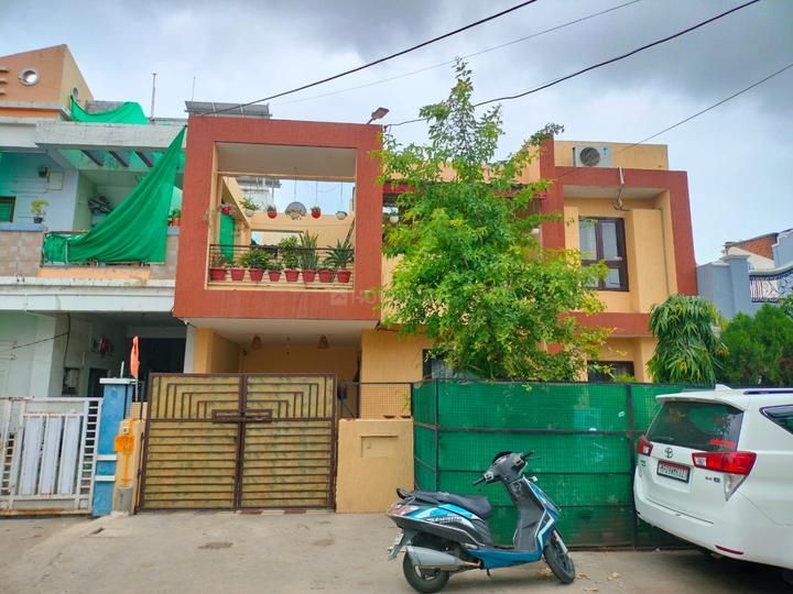 Bharat nagar Main Image 1