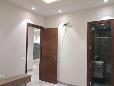 Bedroom Image of 1800 Sq.ft 3 BHK Builder Floor for sale in Paschim Vihar New Delhi for Rs. 36000000