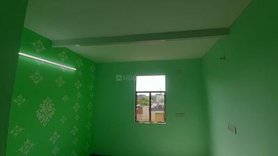 Bedroom Image of 800 Sq.ft 2 BHK Builder Floor for rent in Karol Bagh New Delhi for Rs. 36000