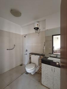 Bathroom Image of 3250 Sq.ft 4 BHK Apartment / Flat for sale in Vaishno Devi Circle Ahmedabad for Rs. 30000000