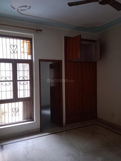 Bedroom Image of 1800 Sq.ft 3 BHK Villa for rent in Sector 31 Noida for Rs. 38000