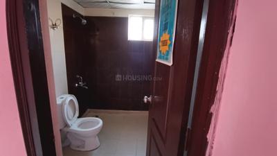 Bathroom Image of 1266 Sq.ft 3 BHK Apartment / Flat for sale in BCC Bharat City, Indraprashtha Yojna Ghaziabad for Rs. 7200000