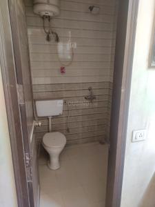 Bathroom Image of 5600 Sq.ft 3 BHK Independent House for sale in Palam Vihar Gurgaon for Rs. 18500000