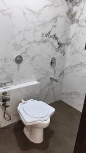 Image of 670 Sq.ft 2 BHK Apartment / Flat for rent in Oxford Navrang Crystal, Goregaon West, Mumbai for Rs. 60000