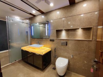 Image of 3000 Sq.ft 3 BHK Villa for sale in Defence Colony, New Delhi for Rs. 600000000