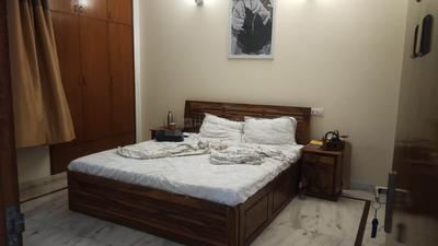 Bedroom Image of 2165 Sq.ft 3 BHK Builder Floor for rent in Sector 46 Noida for Rs. 45000