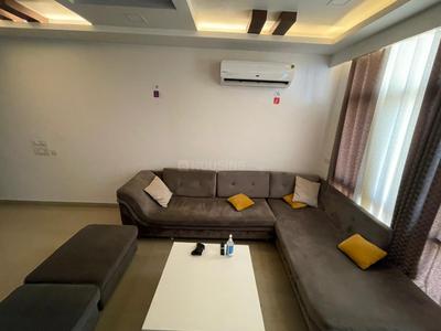 Bedroom Image of 2200 Sq.ft 3.5 BHK Apartment / Flat for rent in Supreme Tower, Sector 99 Noida for Rs. 55000