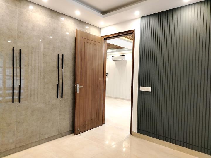 DLF Phase 3 Bedroom 1