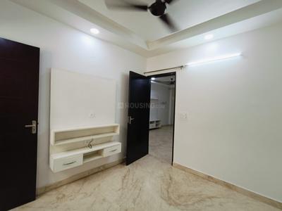 Bedroom Image of 1500 Sq.ft 2 BHK Builder Floor for rent in Karkardooma New Delhi for Rs. 40000