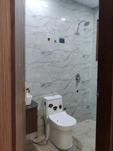 Common Bathroom Image of 1350 Sq.ft 3 BHK Apartment / Flat for sale in Lal Kuan Ghaziabad for Rs. 6065000