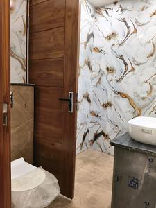 Common Bathroom Image of 2367 Sq.ft 4 BHK Builder Floor for sale in Paramount Luxury Floor Sushant Lok 3, Sector 57 Gurgaon for Rs. 36000000
