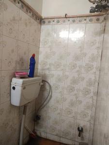 Bathroom Image of 450 Sq.ft 1 BHK Builder Floor for sale in Krishna Nagar New Delhi for Rs. 2250000
