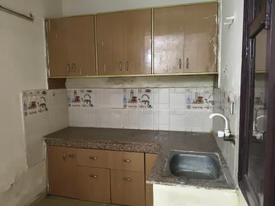 Kitchen Image of 625 Sq.ft 2 BHK Builder Floor for rent in Sector 104 Noida for Rs. 17000