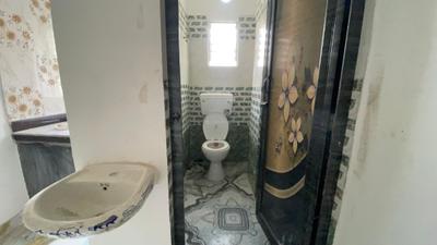 Bathroom Image of 420 Sq.ft 1 BHK Apartment / Flat for sale in Keshtopur Kolkata for Rs. 1600000