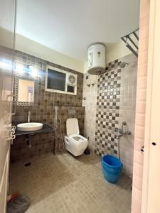 Bathroom Image of 1450 Sq.ft 3 BHK Apartment / Flat for rent in Banaswadi Bengaluru for Rs. 45000